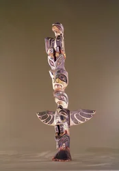 Tinglit Vogel-Clan Totempfahl